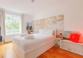 Chic 1BD Loft-Style Flat Heart of North London